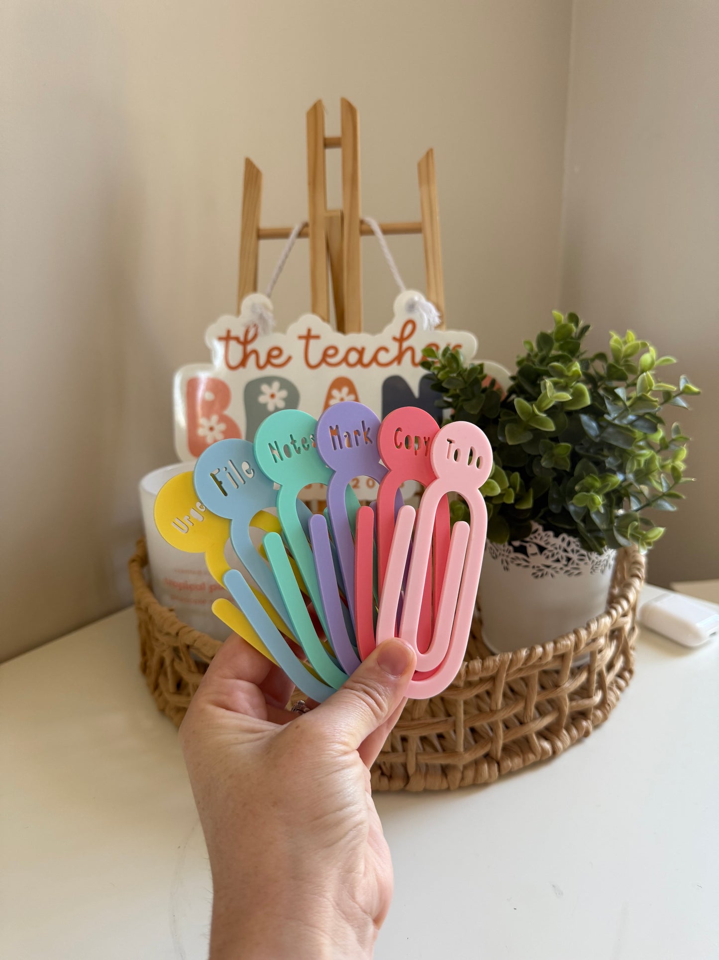 Jumbo Paperclip Essentials Pack