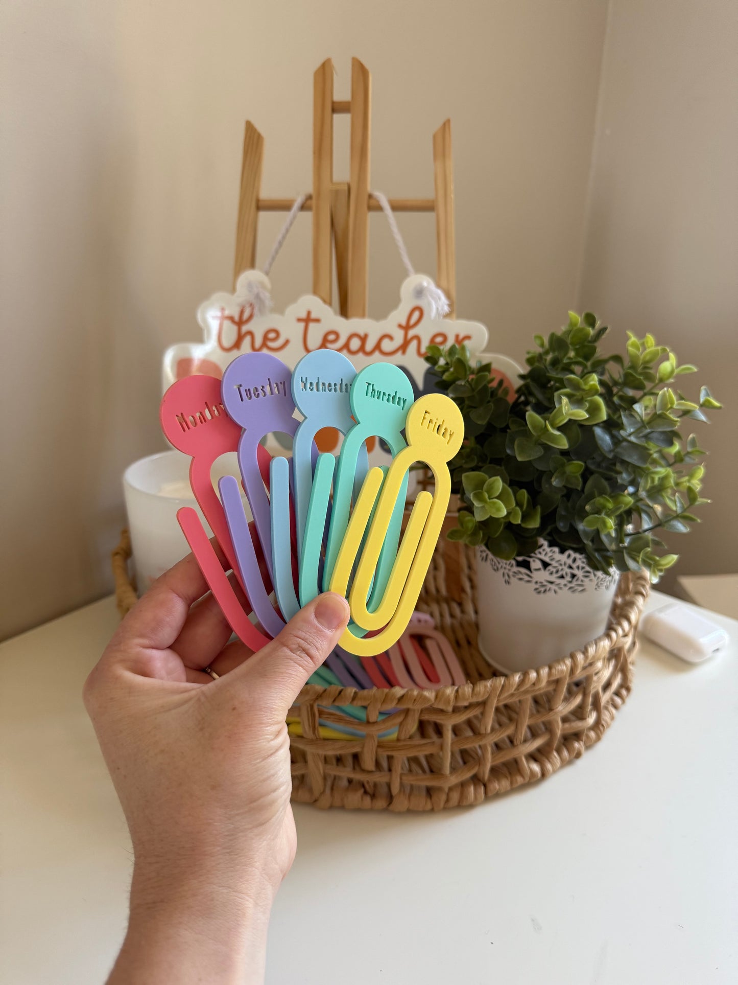 Jumbo Paperclip Days Pack